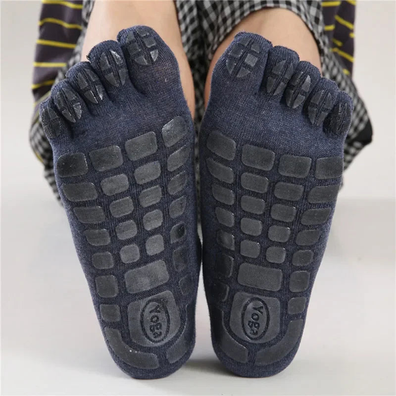 Men's Winter Thick Five-Fingers Socks Warm Non-Slip Fitness Toe Socks Low Calf Slipper Male Floor Wear for Indoor Comfort
